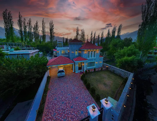 Arish Luxury Suites Skardu