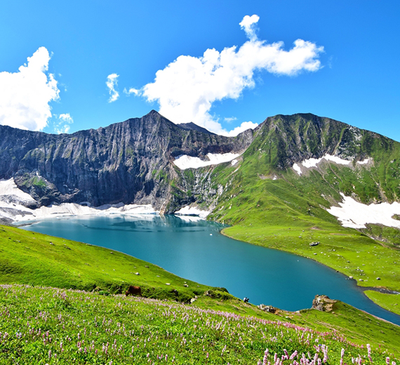 Kashmir, Arang Kel and Ratti Gali Lake - Sisters Only